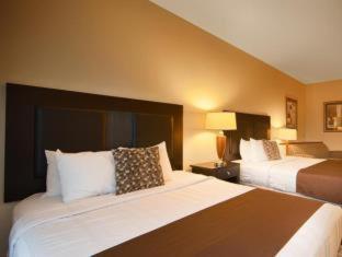 Best Western Plus Castlerock & 3* Bentonville
